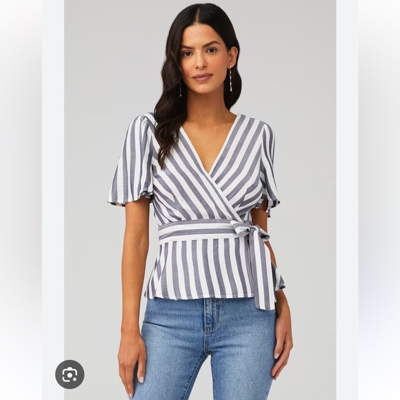BB Dakota White and Gray Wrap Blouse with tie - Picture 1 of 8